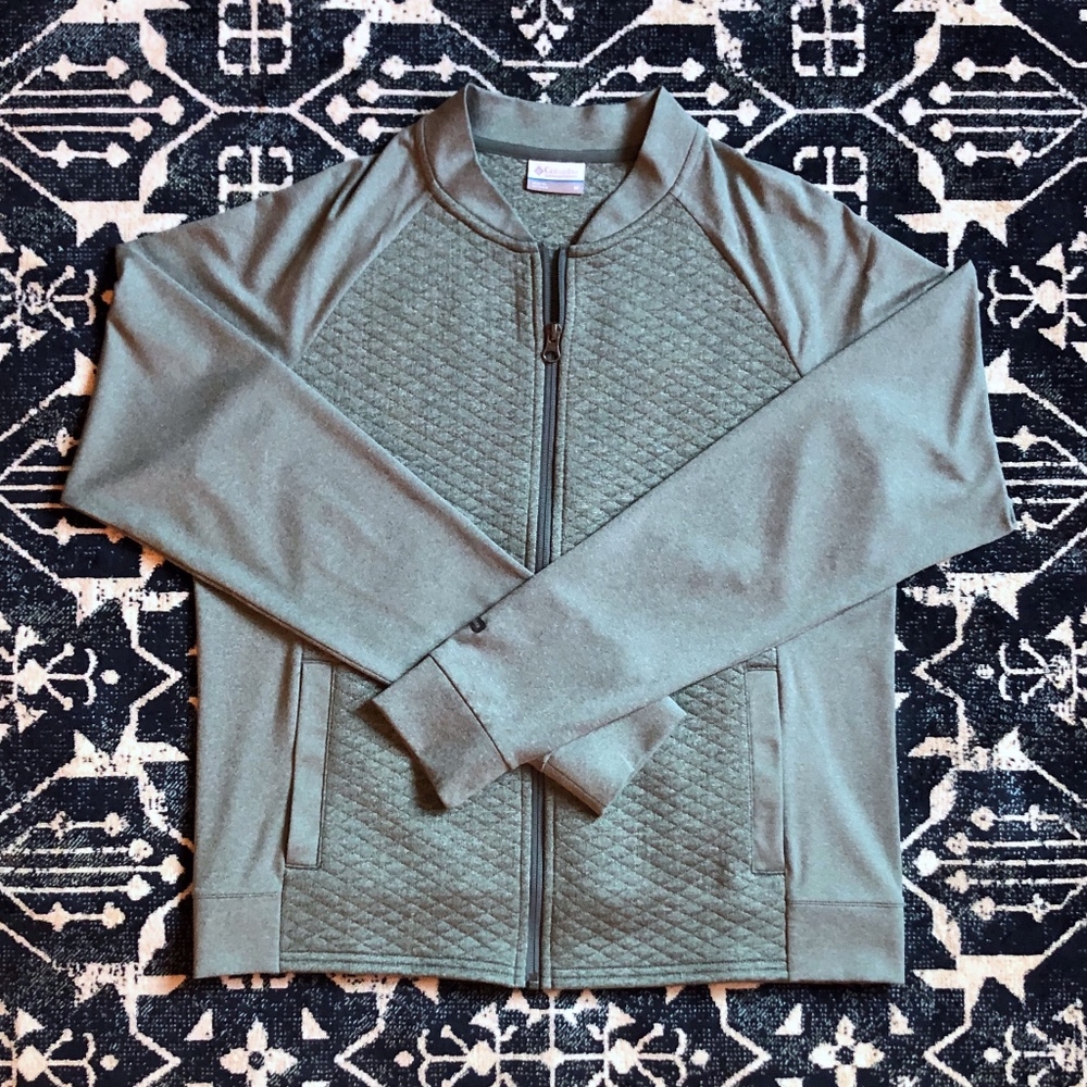 Columbia 💙 Quilted Zip-Up Jacket 🥰